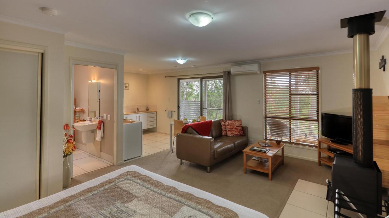 31 The Rocks Bed & Breakfast Stanthorpe Ruang foto