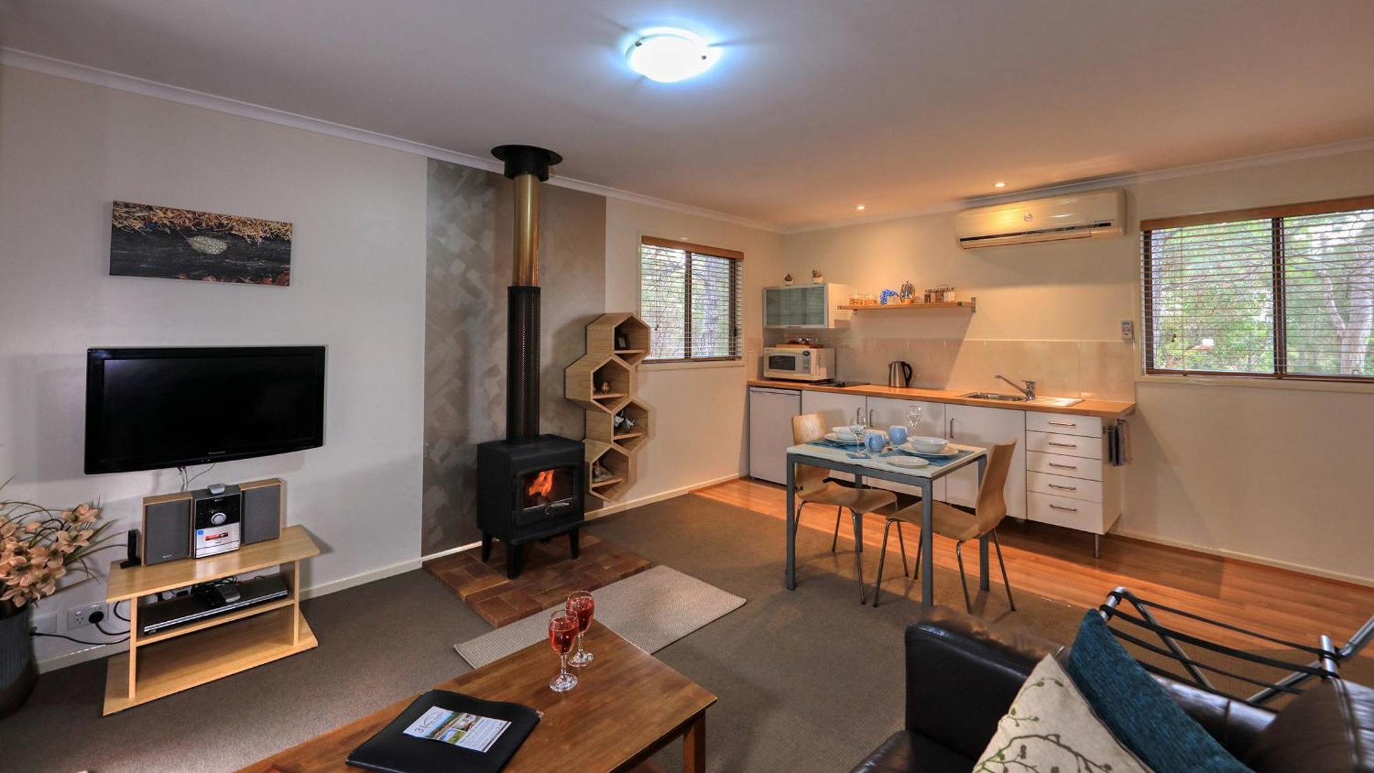 31 The Rocks Bed & Breakfast Stanthorpe Ruang foto